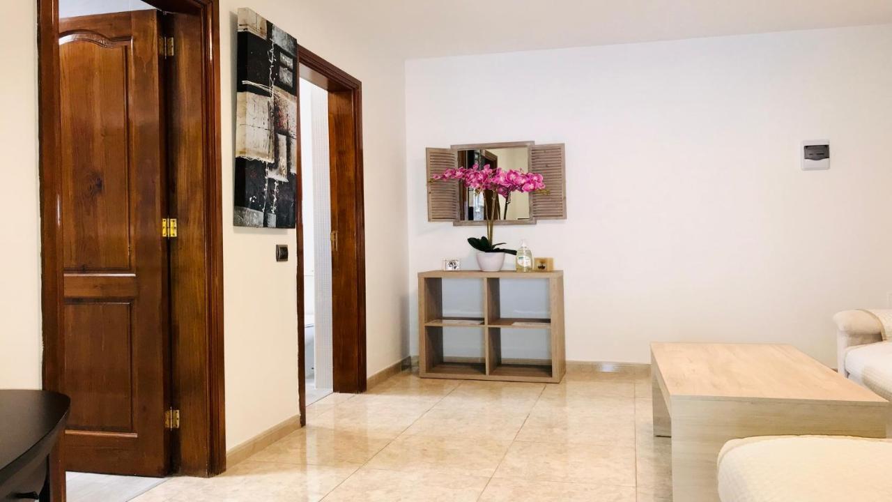 Blue Azure Powered By Solymarcalma Apartment Коста Калма Екстериор снимка