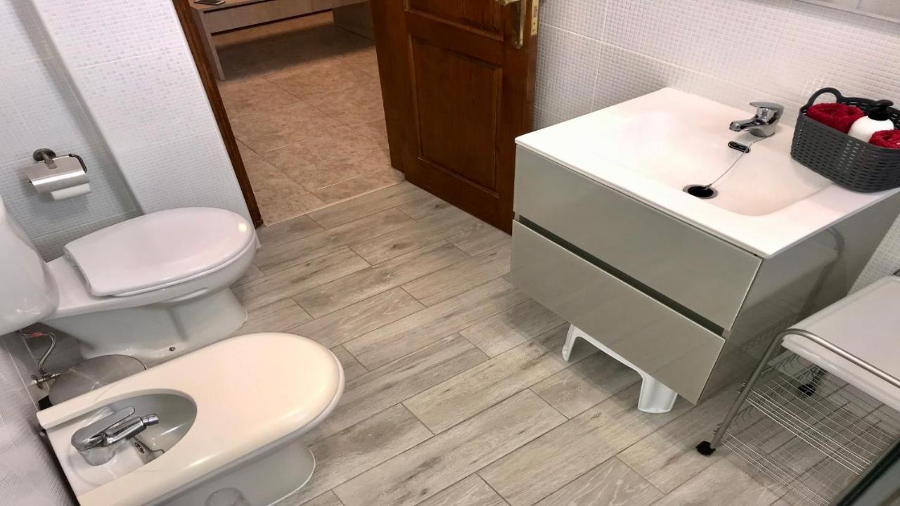 Blue Azure Powered By Solymarcalma Apartment Коста Калма Екстериор снимка