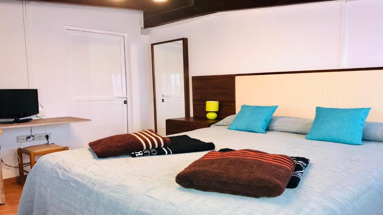Blue Azure Powered By Solymarcalma Apartment Коста Калма Екстериор снимка