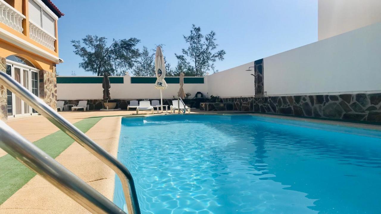 Blue Azure Powered By Solymarcalma Apartment Коста Калма Екстериор снимка
