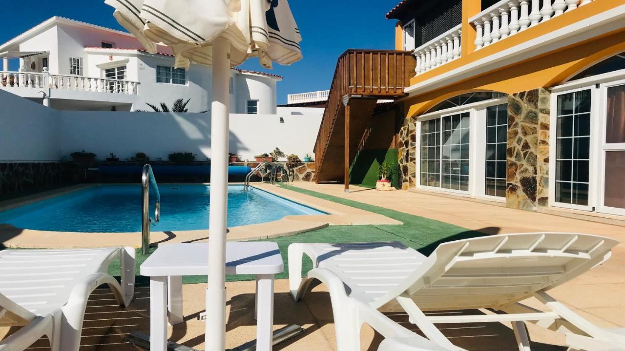 Blue Azure Powered By Solymarcalma Apartment Коста Калма Екстериор снимка